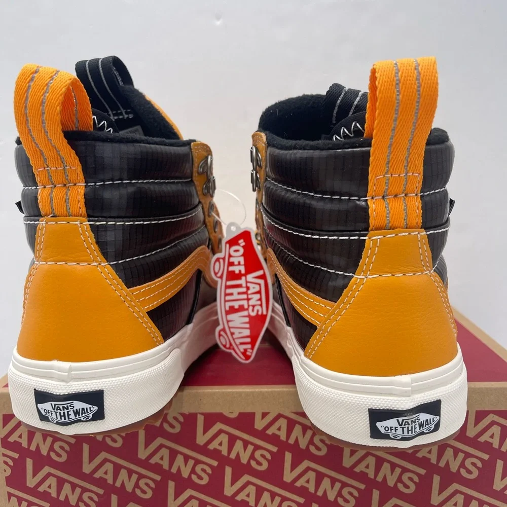 Vans Men’s Sk8-Hi Mte 2.0 Dx (Mte) Apricot/Black Boots
VN0A4P312NF
All Weather - Picture 4 of 16